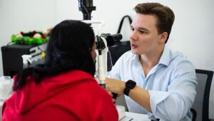 Aruj&aacute; atende mais de 300 idosos em a&ccedil;&atilde;o oftalmol&oacute;gica