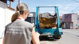 Meio Ambiente apreende caçambas irregulares na Jardim Colorado e no Jardim Anzai