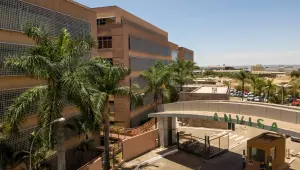 Anvisa determina suspensão de tônico capilar e apreensão de cosméticos