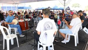 Max Feffer recebe edição especial do projeto 'Samba no Parque' neste domingo