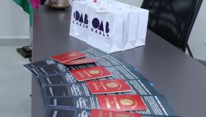 Em noite de emoção, OAB Itaquá promove última entrega de carteiras a novos advogados em 2025