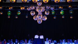 Teatro Armando de Ré recebe 'Cantata de Natal Glorioso' nesta sexta-feira