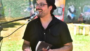 Lançamento de Corpo-Bruja reúne mais de 70 pessoas em Poá