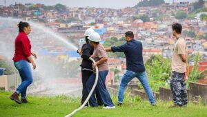 Servidores da Educação participam de capacitação de Brigada de Incêndio