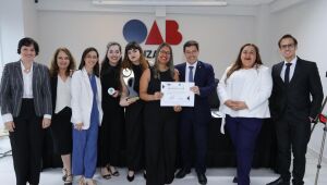 Alunas de Direito do Unipiaget vencem defesa de artigo científico em evento da OAB Suzano
