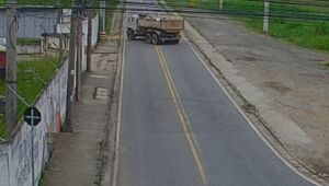 Smart Mogi flagra descarte de lixo irregular e responsável é multado