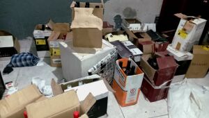 GCM de Itaqu&aacute; desmantela casa-bomba e recupera carga de bebidas roubadas
