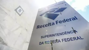 Receita Federal paga lote da malha fina de janeiro
