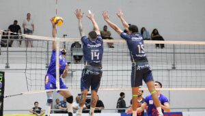 Mogi Vôlei busca reação contra o Montes Claros fora de casa
