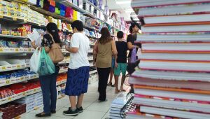 Procon de Suzano orienta sobre compra de materiais escolares