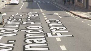 Cadeirante &eacute; atropelado por carro em cruzamento de Mogi

