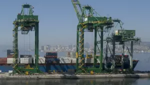 Economia brasileira cresceu 2,2% em 2025, aponta pr&eacute;via da FGV