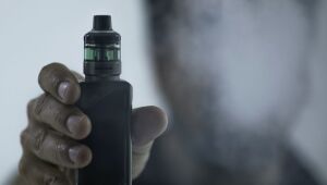 Anvisa e MPF assinam acordo para combater cigarros eletr&ocirc;nicos