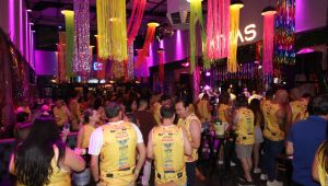 Bloco "Libera o Alvará" reúne cerca de 320 pessoas em noite de celebração da OAB Suzano