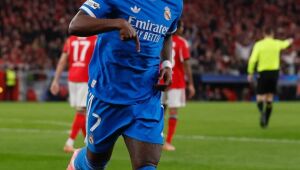 Vini Jr marca golaço e denuncia caso de racismo em Liga dos Campeões