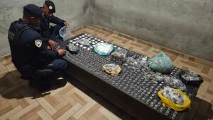 GCM de Itaqu&aacute; apreende 12,4 mil por&ccedil;&otilde;es de drogas e prende 5 pessoas durante o Carnaval