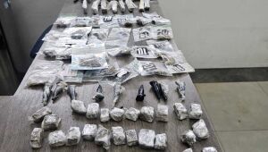 Dois homens são presos por tráfico de drogas em Mogi