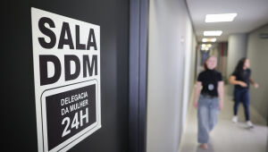 Decreto Estadual transforma Delegacia da Mulher de Ferraz em 1ª classe