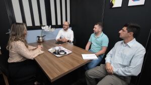 Suzano recebe integrantes da Prefeitura de São Carlos para compartilhar inovações da gestão