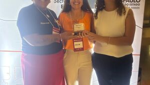 Ferraz ganha pr&ecirc;mio de Excel&ecirc;ncia Educacional e se destaca no quesito alfabetiza&ccedil;&atilde;o