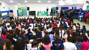 Pedro Ishi acompanha lan&ccedil;amento do programa 'Escola da Energia' no Miguel Badra