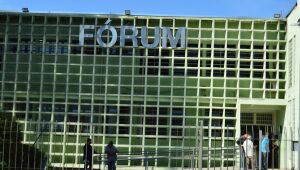 Homem é condenado em júri popular por matar ex-namorada a facadas em Suzano