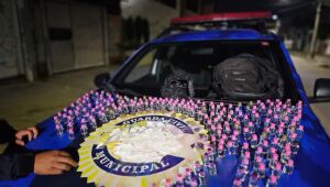 GCM de Itaqu&aacute; captura foragido da Justi&ccedil;a e apreende mais de 1,5 mil entorpecentes