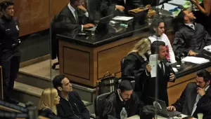 Advogados dever&atilde;o pagar custos do adiamento da sess&atilde;o sobre caso Henry Borel