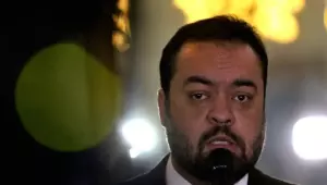 TSE retoma julgamento que pode levar &agrave; inelegibilidade de Castro