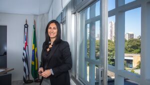 Secretária estadual de Meio Ambiente visita obras de desassoreamento do rio Tietê em Suzano