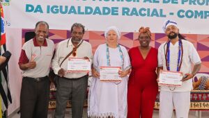 Novos conselheiros do COMPIR tomam posse e refor&ccedil;am pol&iacute;ticas de igualdade racial em Ferraz
