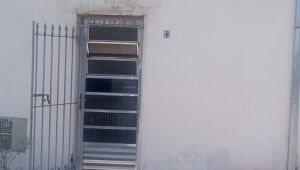 Homem &eacute; preso por invadir casa em Suzano