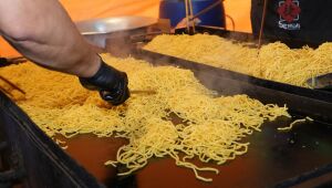 Bunkyo realiza Festival do Yakisoba celebrando a cultura nip&ocirc;nica no m&ecirc;s de anivers&aacute;rio de Suzano