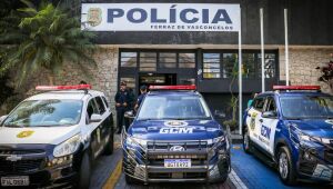 Homem &eacute; agredido com mordida e barra de ferro em Ferraz