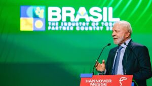 Na Alemanha, Lula defende pioneirismo de biocombust&iacute;veis brasileiros