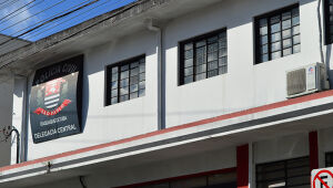 Homem &eacute; preso por viol&ecirc;ncia dom&eacute;stica em Itaqu&aacute;