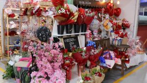Com a aproxima&ccedil;&atilde;o do Dia das M&atilde;es, busca por flores ganha espa&ccedil;o no com&eacute;rcio de Suzano