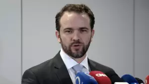 Novo Desenrola permitir&aacute; uso do FGTS para renegocia&ccedil;&atilde;o de d&iacute;vidas