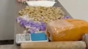 Opera&ccedil;&atilde;o Impacto apreende mais de 3 quilos de drogas em Mogi