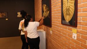 Exposição 'terra terreno território' entra em cartaz no Moriconi com visitação até 30 de abril