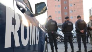 'Opera&ccedil;&atilde;o Cavalo de A&ccedil;o' apreende tr&ecirc;s ve&iacute;culos e det&eacute;m duas pessoas em a&ccedil;&atilde;o integrada