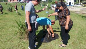 Meio Ambiente lança projeto 'Árvore do Meu Bairro' com plantio na praça da Igreja do Baruel