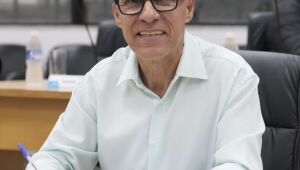 Nova lei obriga identificação de fiação aérea por cores em Suzano