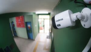 Suzano mant&eacute;m 73 escolas da rede com 916 c&acirc;meras