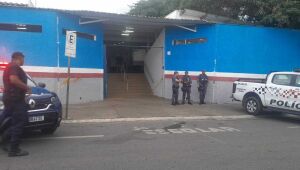 Ex-aluno invade escola com facão no Cidade Boa Vista