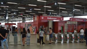 Passageiros avaliam pagamentos por aproximação nas estações