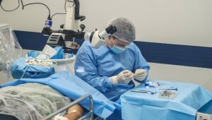 Ferraz&nbsp;zera fila de espera por cirurgias de catarata