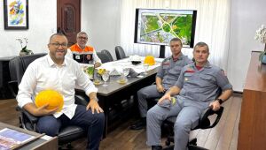 Prefeito recebe comandantes do Corpo de Bombeiros e avan&ccedil;a na implanta&ccedil;&atilde;o de quartel em Po&aacute;