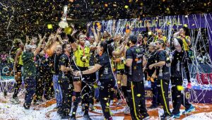 Praia Clube bate Minas e fatura t&iacute;tulo da Superliga Feminina de v&ocirc;lei