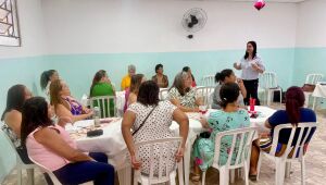 Assist&ecirc;ncia Social refor&ccedil;a protagonismo da mulher durante encontro em servi&ccedil;o de conviv&ecirc;ncia